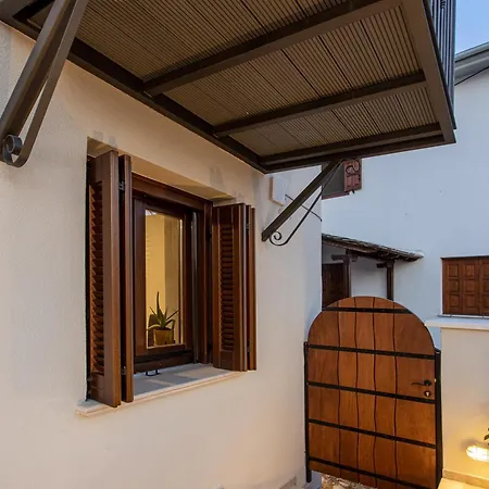 Samis Pelion Luxuryliving 公寓 波尔塔里亚